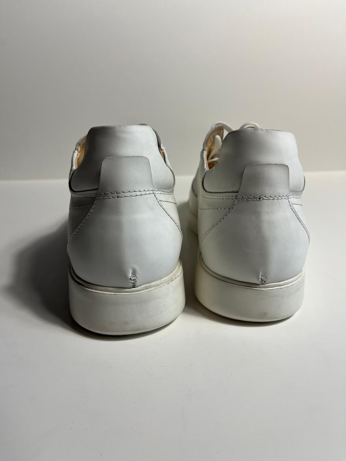 Zemor Beyaz Deri Sneaker – Minimal Erkek Günlük Ayakkabı