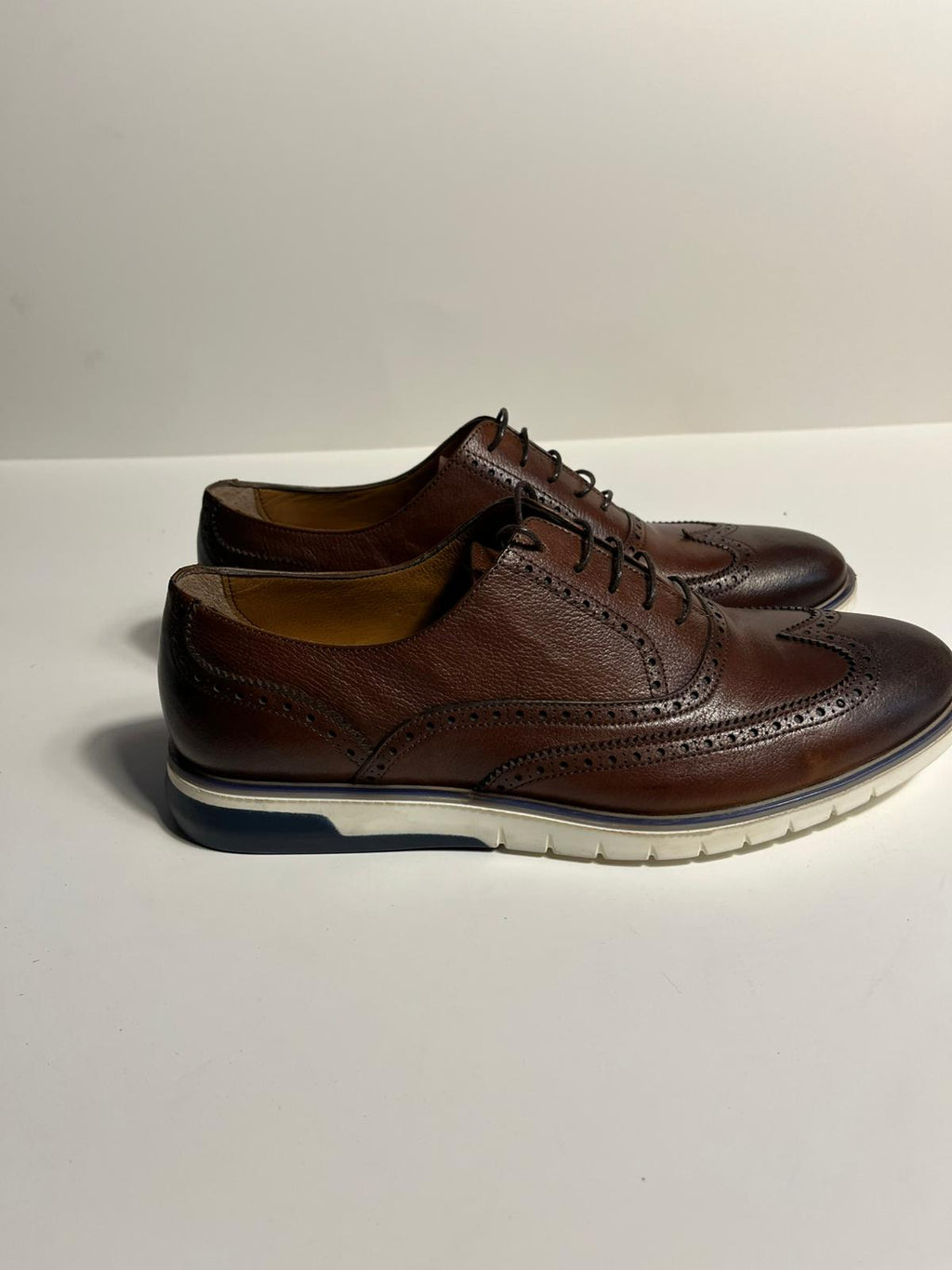 Zenor Brogue Ayakkabı - Şık ve Rahat Erkek Klasik Ayakkabı