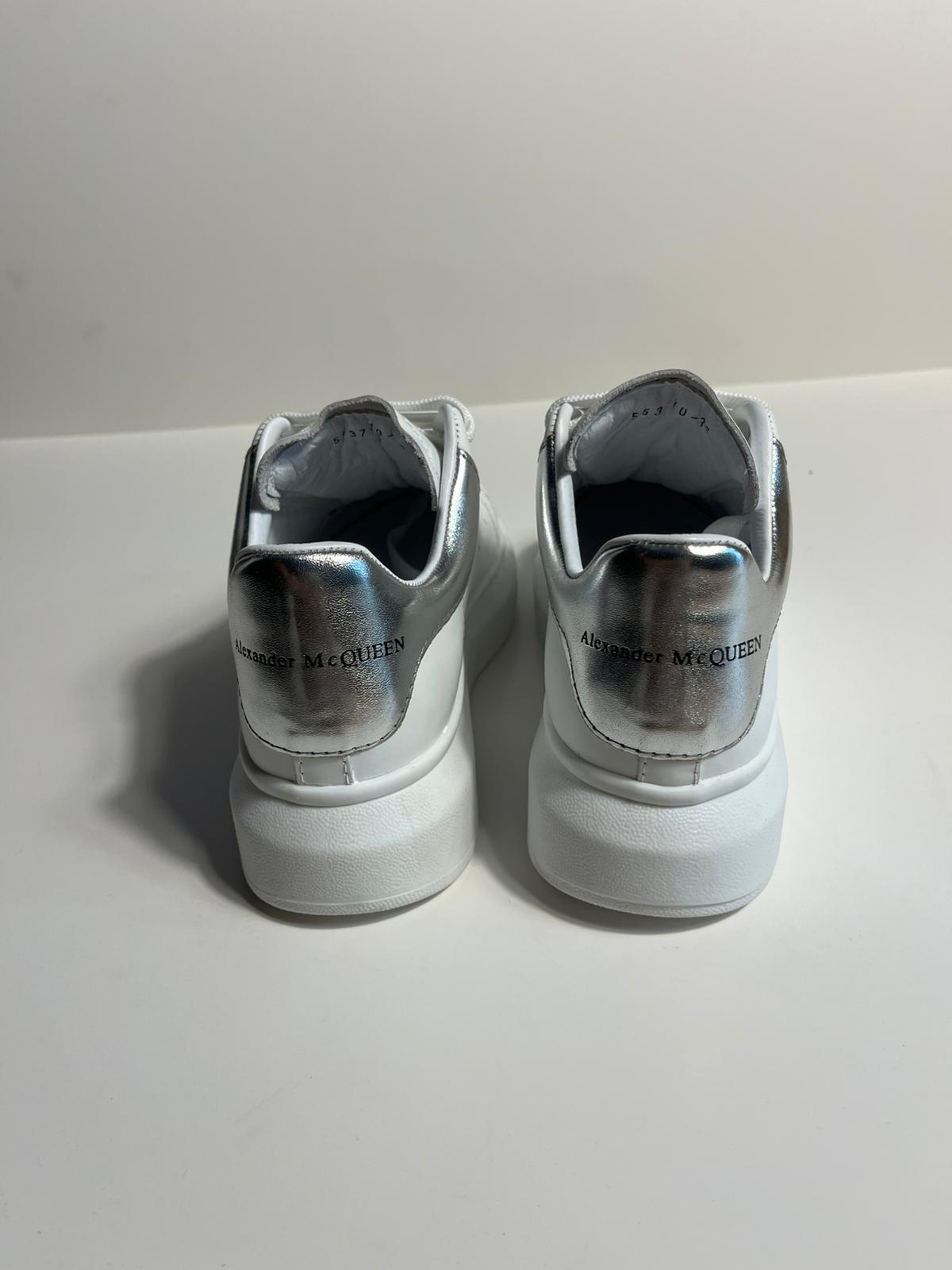 Unisex Beyaz Sneaker – Alexander McQueen Tarz, Kalın Tabanlı, 36-40 Numara