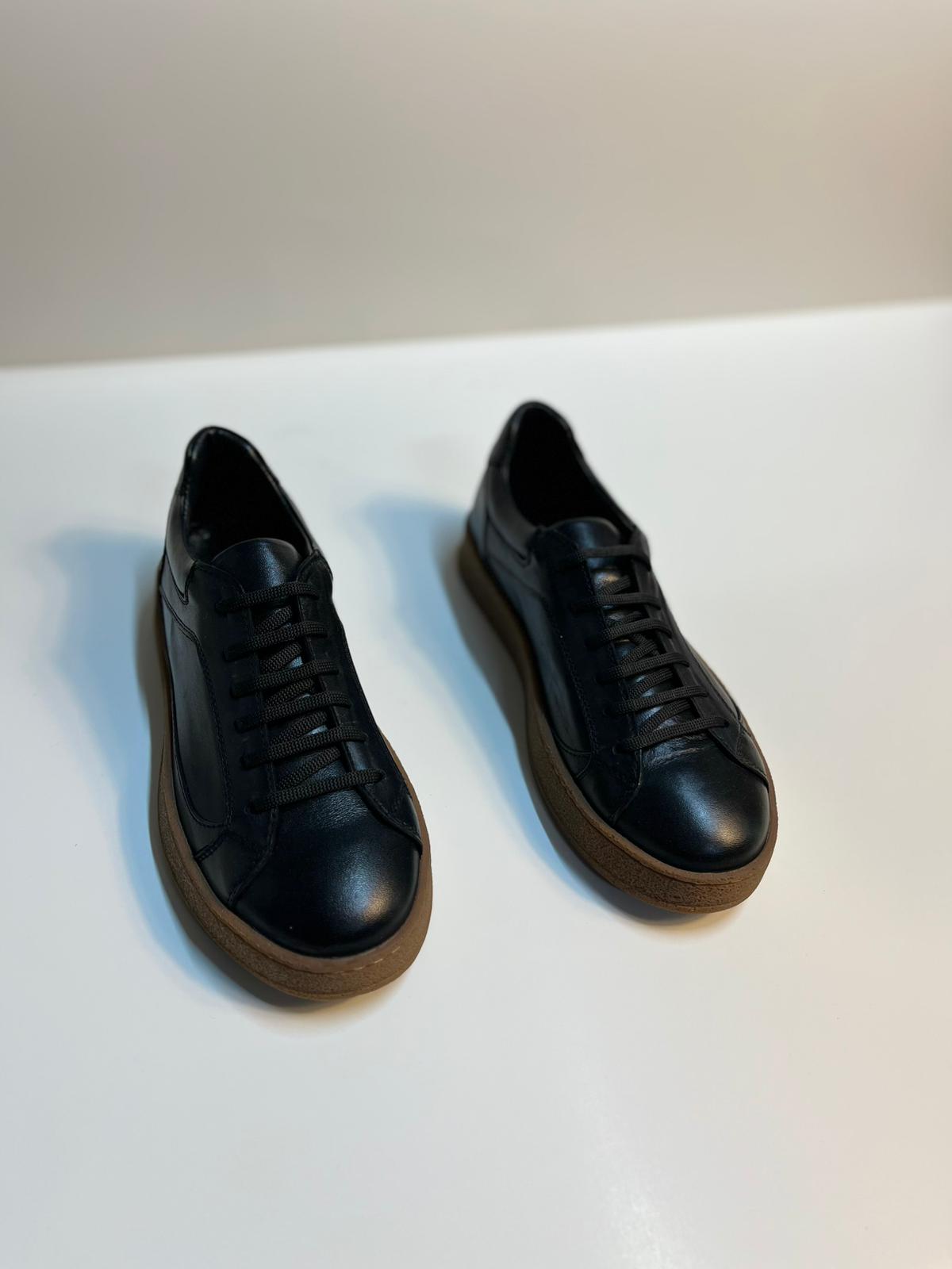 Zemor Erkek Hakiki Deri Günlük Sneaker – Siyah / Kahverengi Taban